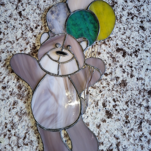Stained Glass Bear with Balloons. Beautiful Piece to Put in Your Window. - Picture 4 of 6
